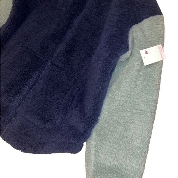 fluffy jacket - Picture 5 of 5